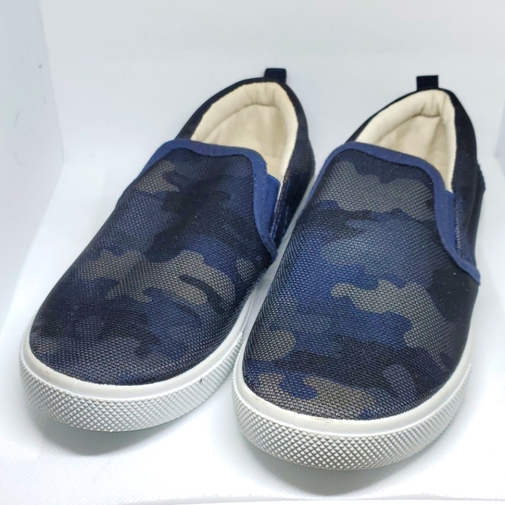 OT Revolution | Youth Boys Camo Sneakers. Sz. Y13
